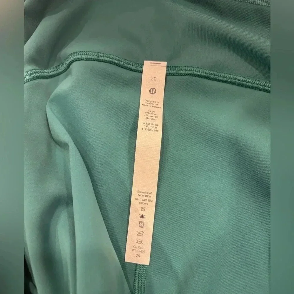 Lululemon Swift Speed High-Rise Crop 21